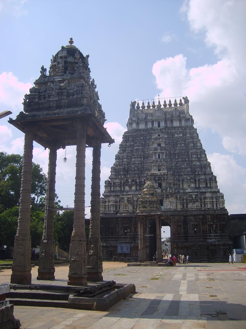 kanchipuram256.jpg