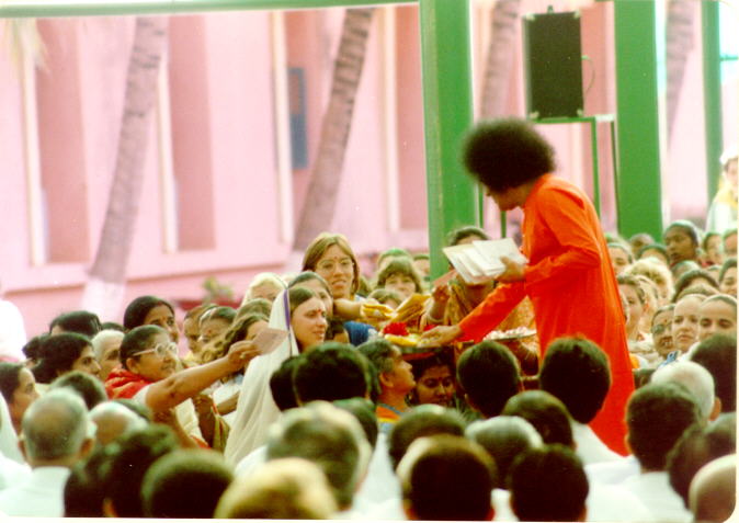 ������ ����� ��� ���� - Sathya Sai Baba's darshan