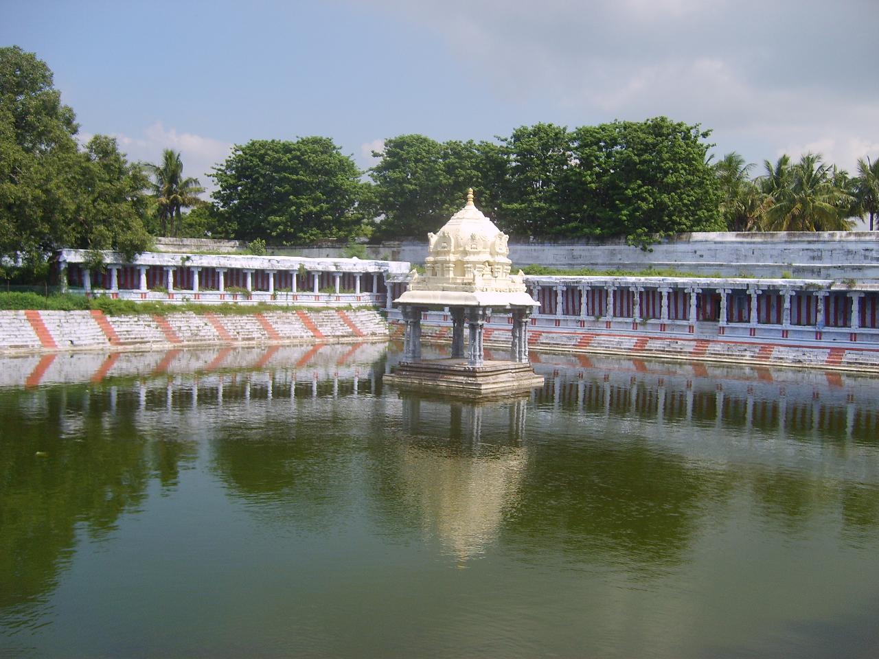 kanchipuram177.jpg