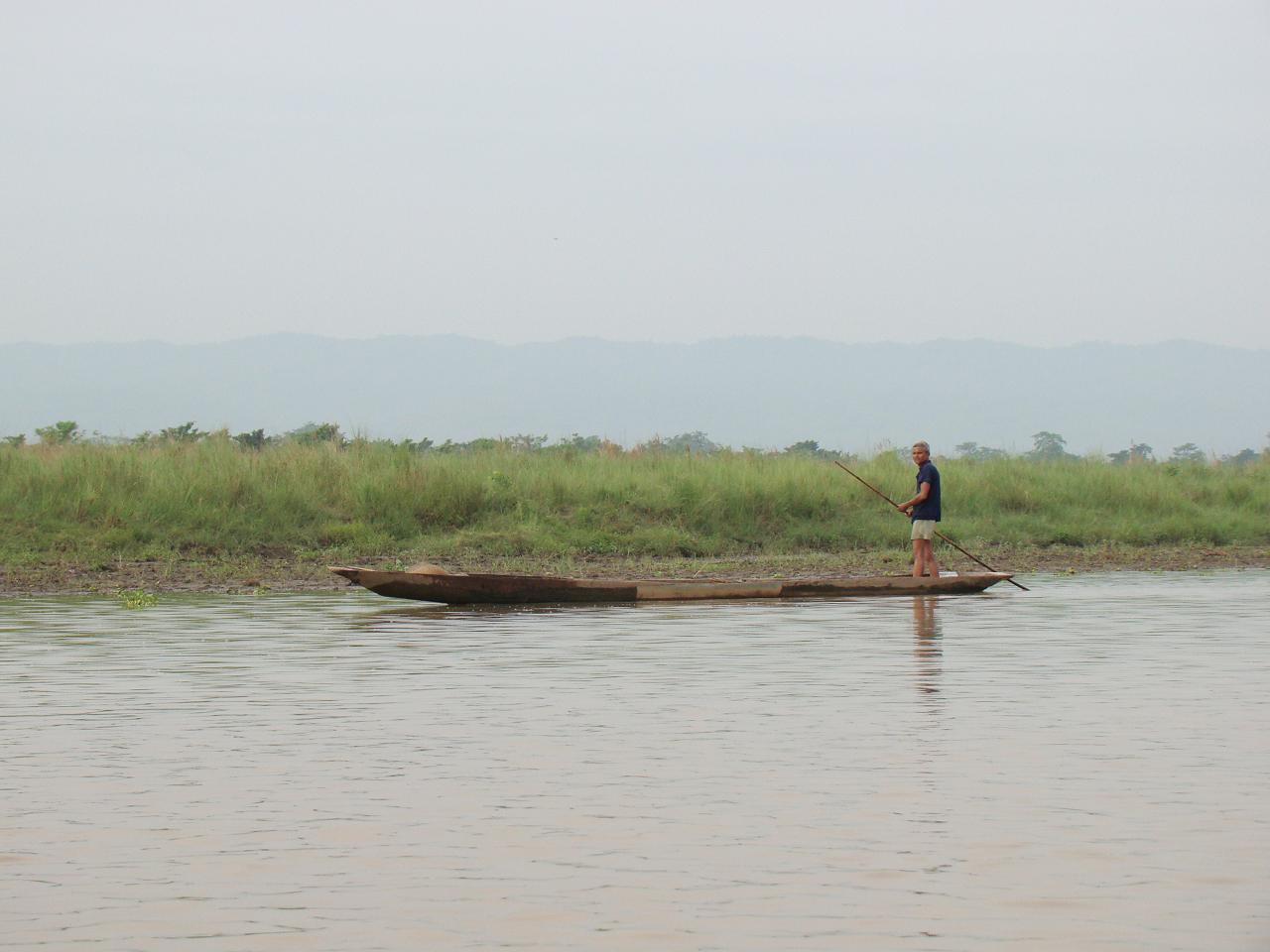 chitwan_canoe_safari011.jpg