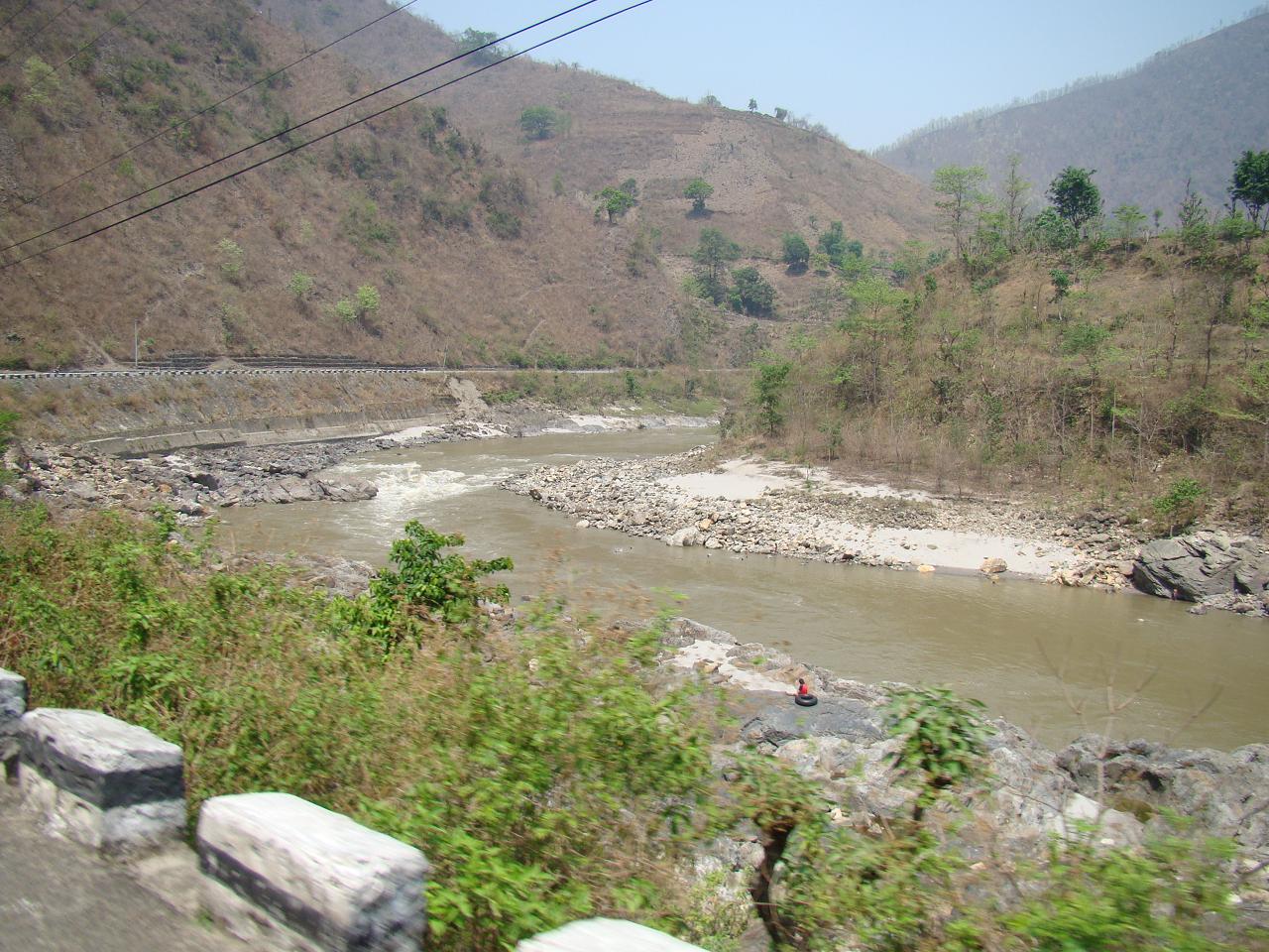 kathmandu_pokhara112.jpg